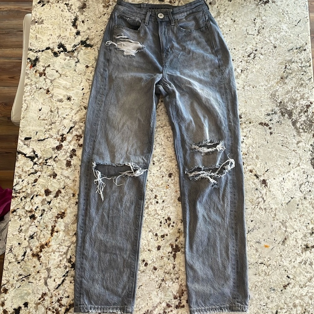 American Eagle Highest Waist '90S
Boyfriend Jean